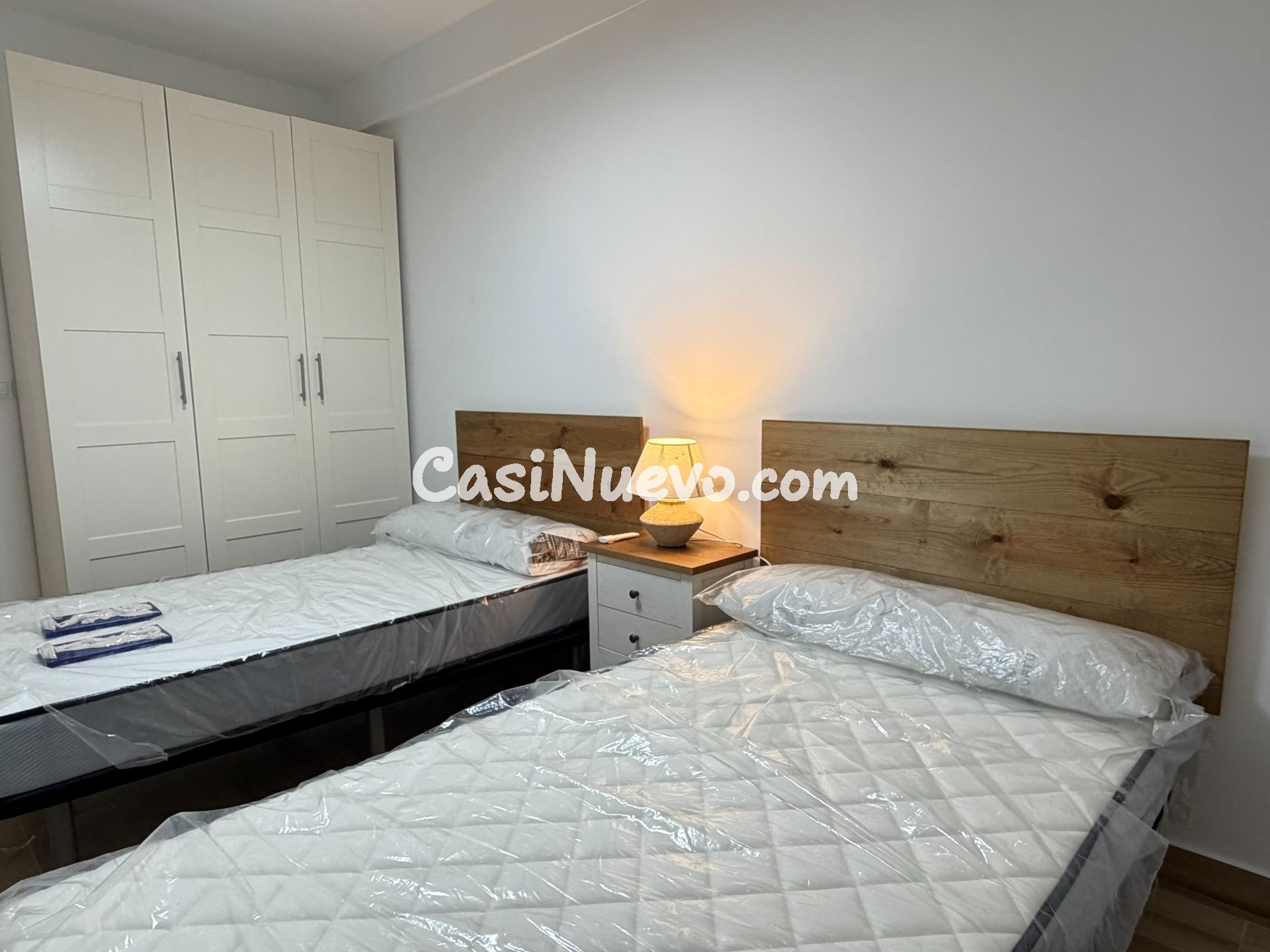 Piso amplio de 124 m2 recién reformado y amueblado a estrena - foto 7