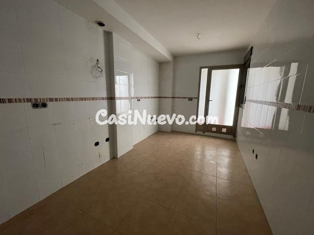 Piso de 3 dormitorios con garaje y trastero, Santomera - foto 8