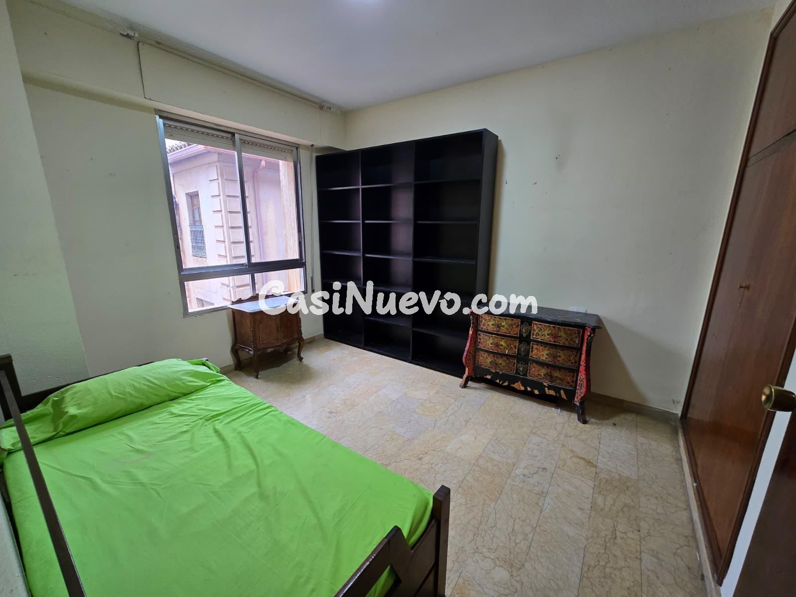 Piso Grande de 4 habitaciones con Orientación Sur - foto 5