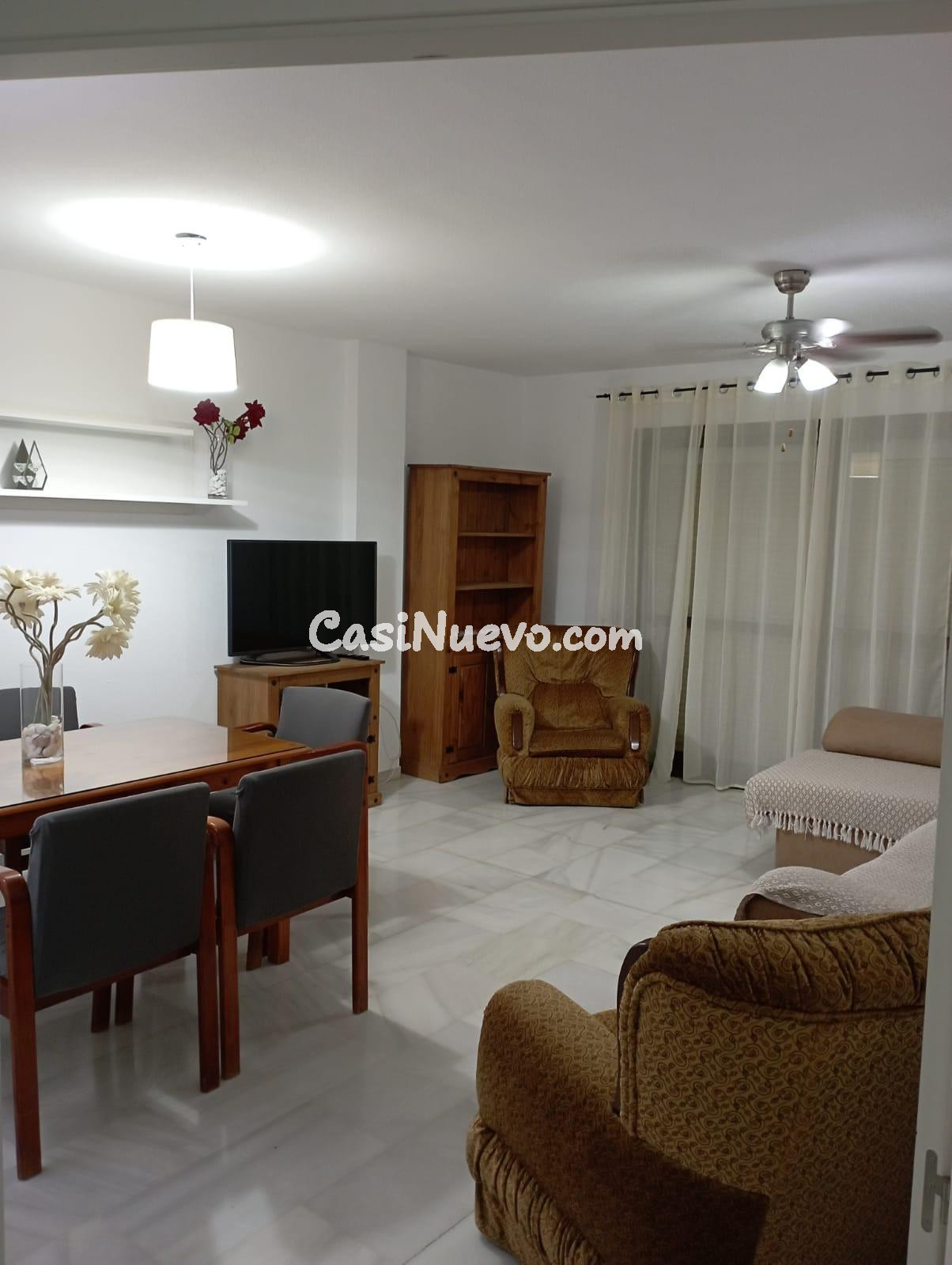 PROPIEDAD DE 3 DORMITORIOS EN ALQUILER A 100 M DE LA PLAYA E - foto 3