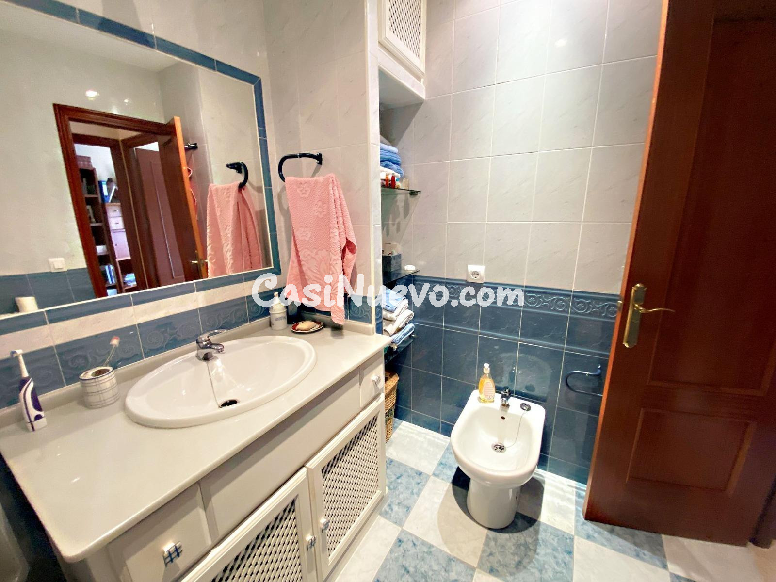 Piso amueblado de 3 dormitorios listo para entrar a vivir en - foto 20