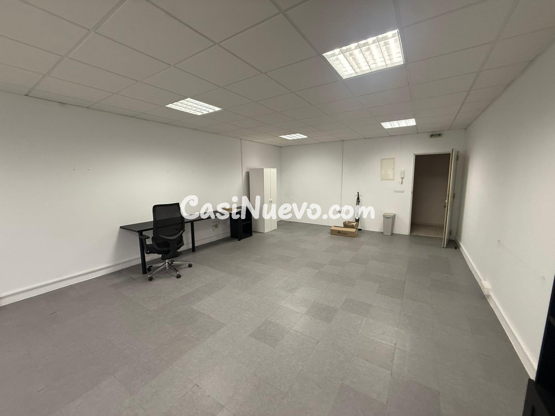 Oficina de 60 m2  en alquiler– Conectividad Total en Torremo - foto 2