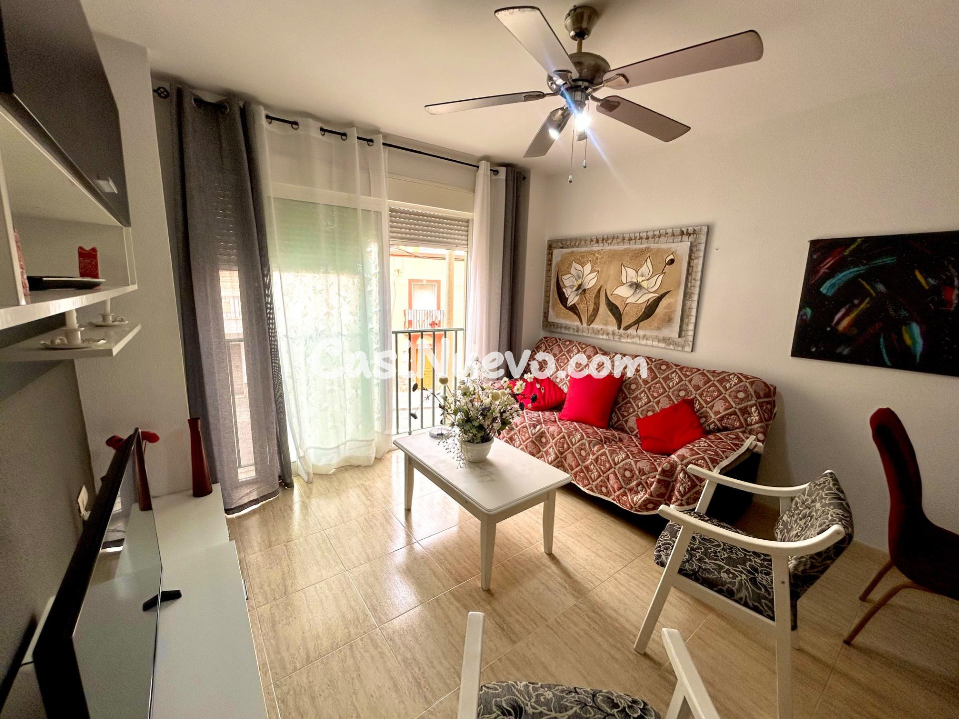 Luminoso piso de 3 dormitorios junto al Ayuntamiento de Roqu - foto 9