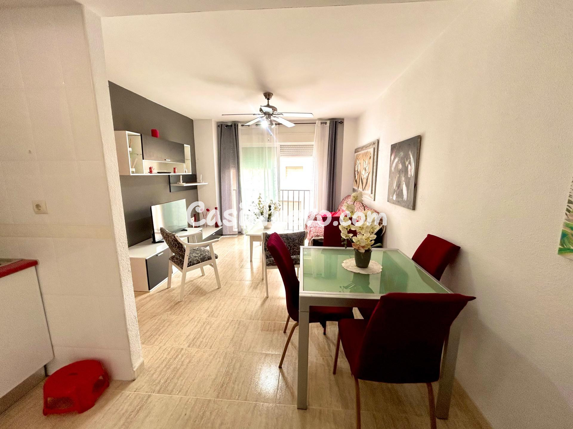 Luminoso piso de 3 dormitorios junto al Ayuntamiento de Roqu - foto 13