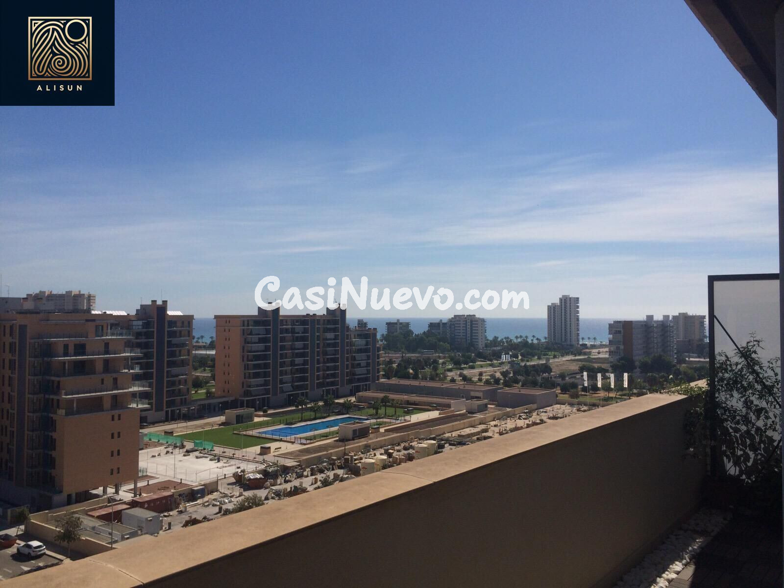 Ático de lujo en PAU 5 con amplias terrazas y solárium priva - foto 2