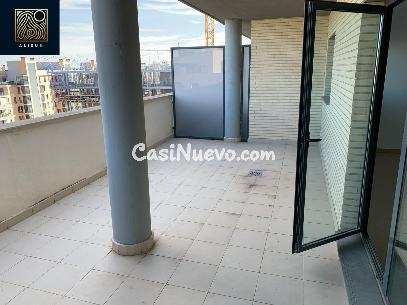 Ático de lujo en PAU 5 con amplias terrazas y solárium priva - foto 10