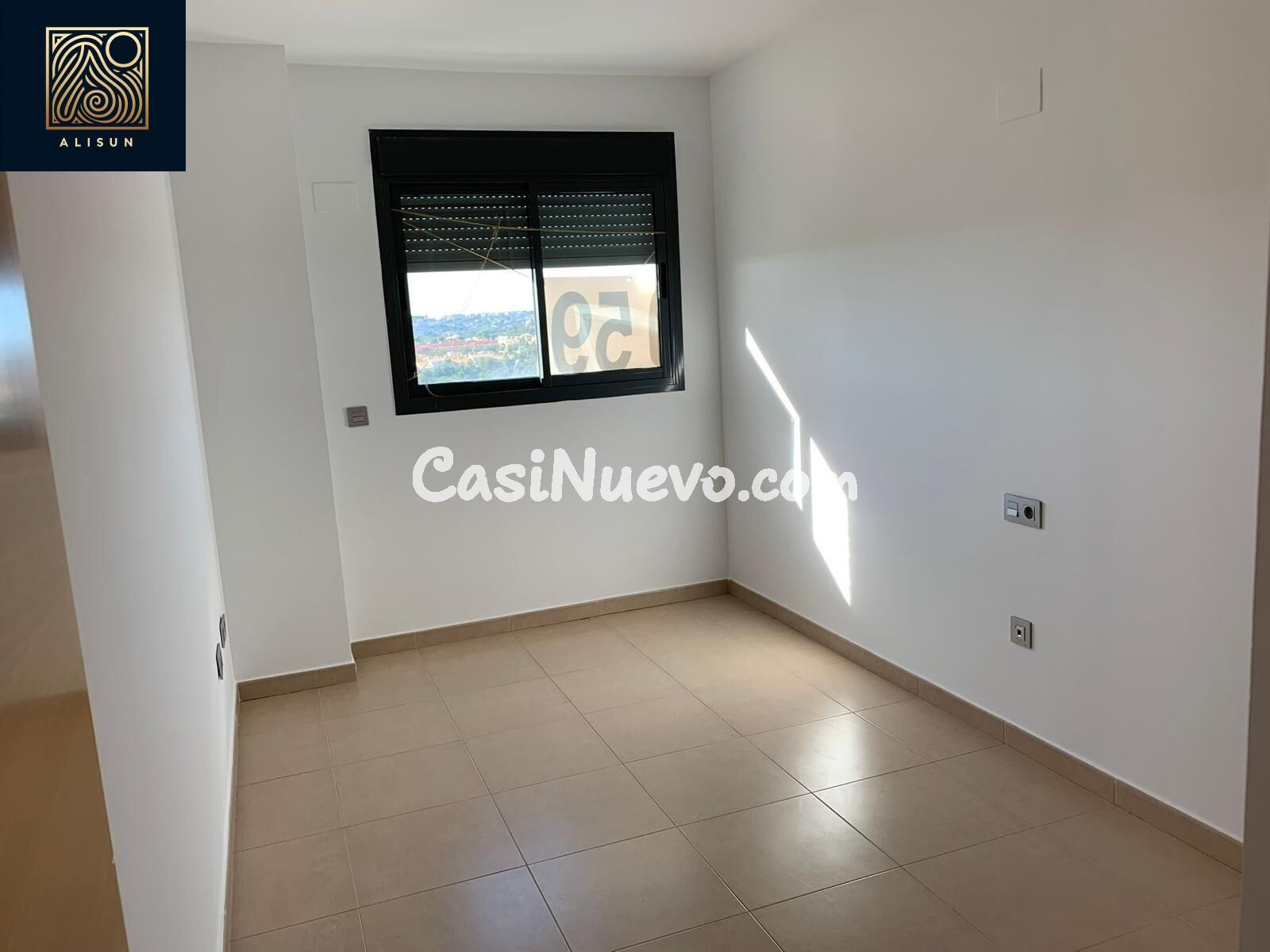 Ático de lujo en PAU 5 con amplias terrazas y solárium priva - foto 12