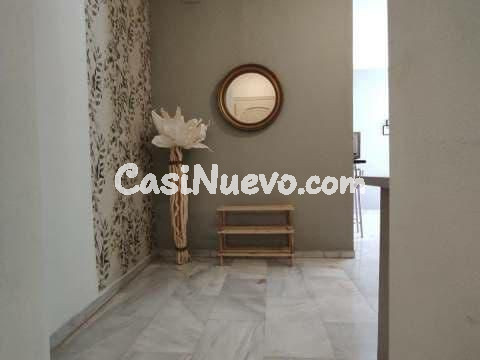 Habitación Premium para Estudiante en Gran Vía | Vistas a la - foto 5