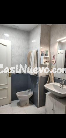Habitación Premium para Estudiante en Gran Vía | Vistas a la - foto 13