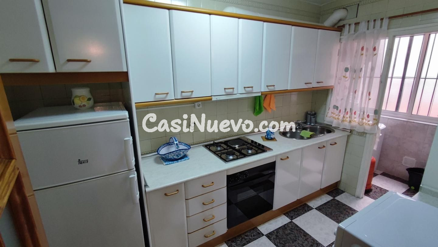 Piso de 3 dormitorios con AIRE ACONDICIONADO en cada habitac - foto 9