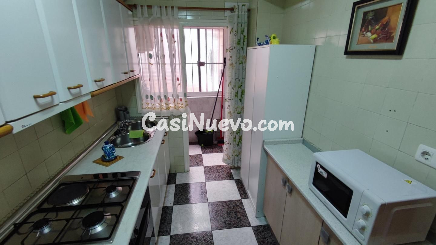 Piso de 3 dormitorios con AIRE ACONDICIONADO en cada habitac - foto 14