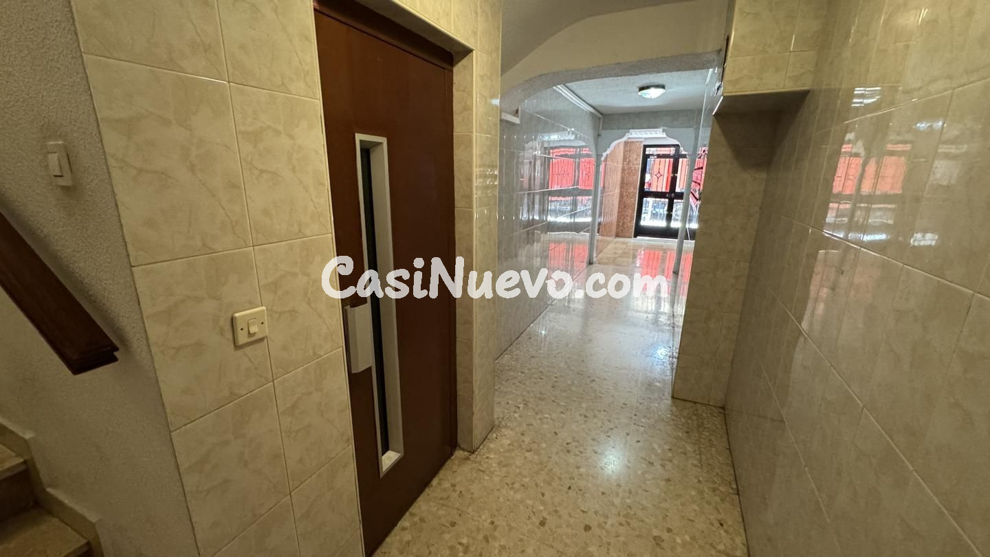 Piso de 3 dormitorios con AIRE ACONDICIONADO en cada habitac - foto 40