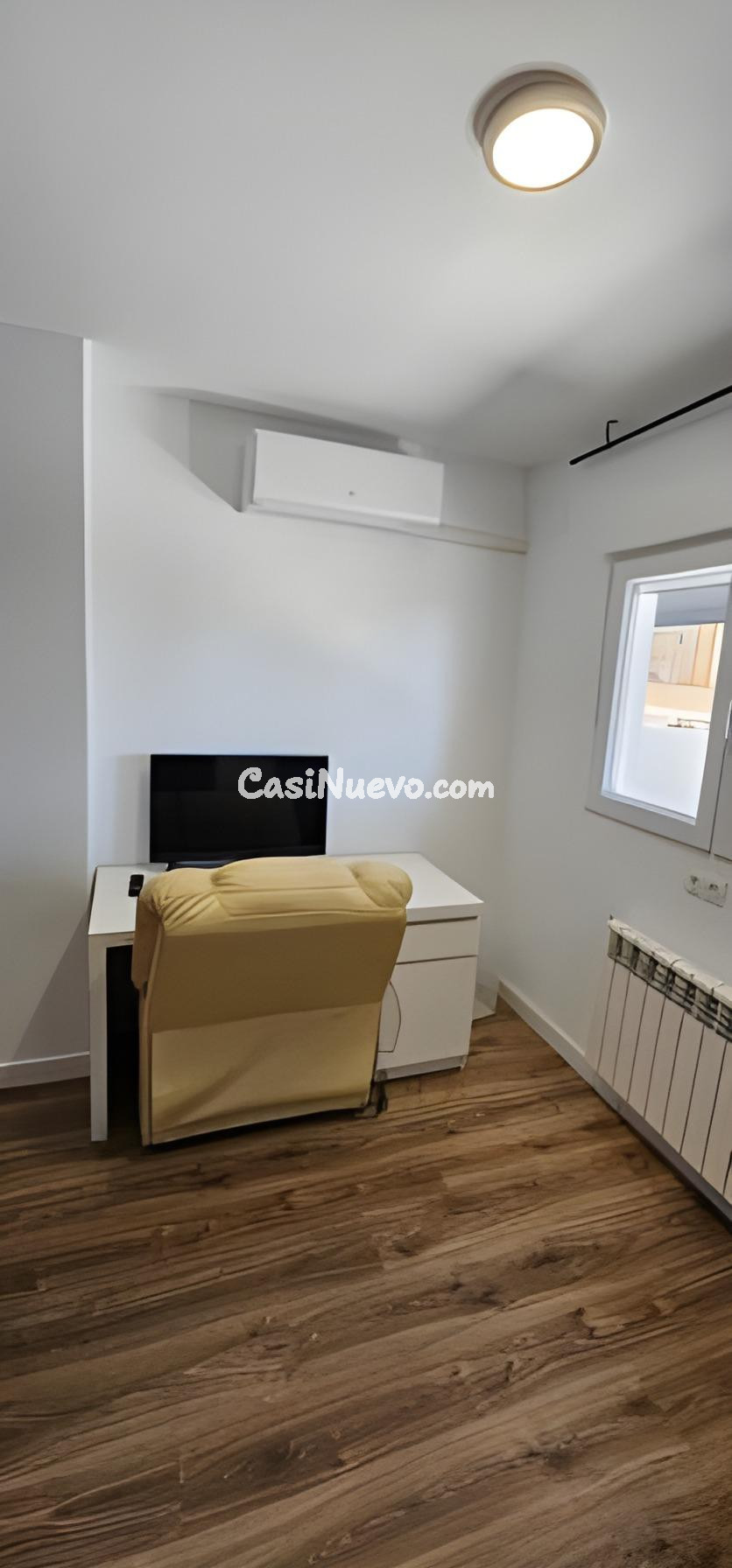 Espectacular Ático Reformado con TERRAZA SUR, Despacho e Int - foto 40