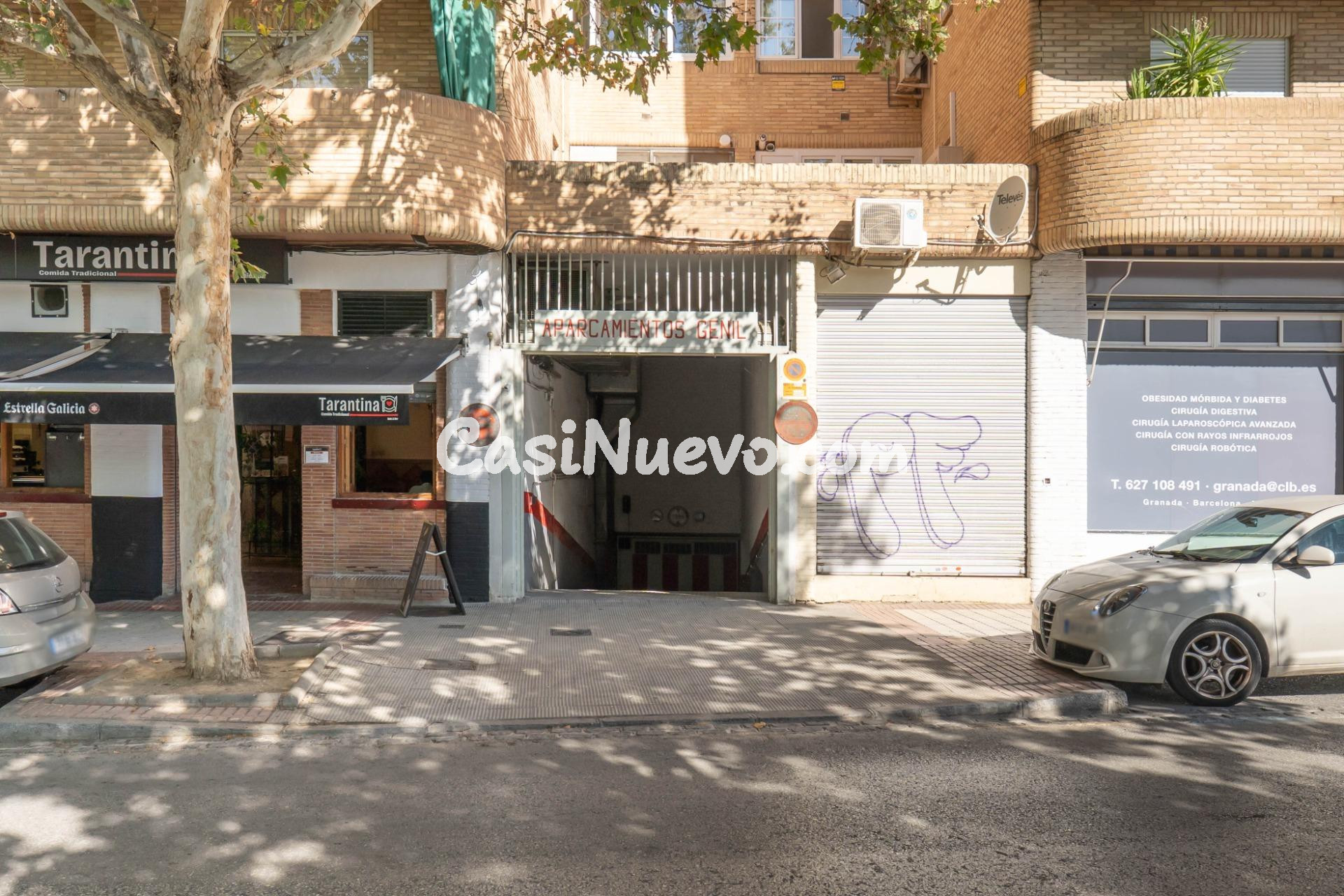 Plaza de garaje cerrado con estanterías en parque Genil cerc - foto 6
