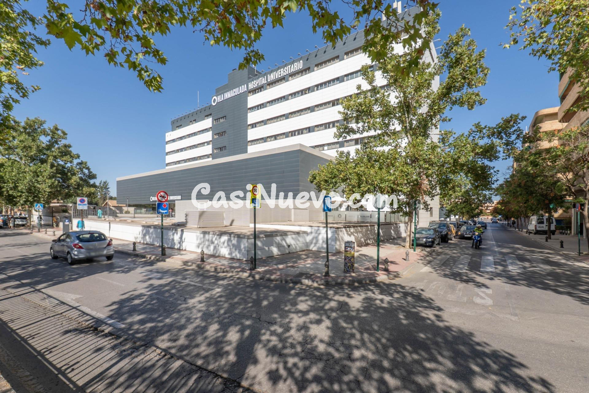 Plaza de garaje cerrado con estanterías en parque Genil cerc - foto 40