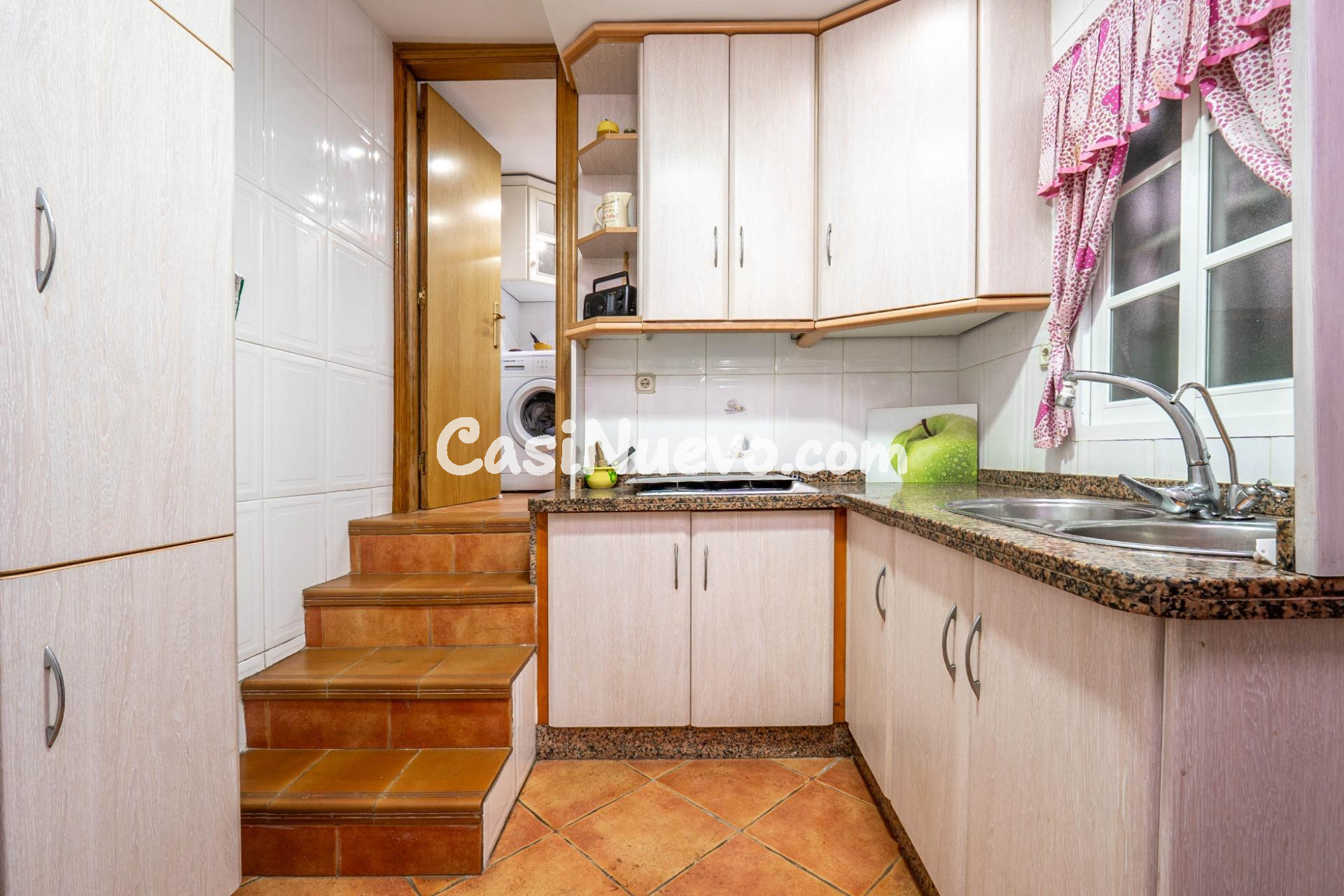 Casa adosada en Salobreña de 3 dormitorios con amplia terraz - foto 15