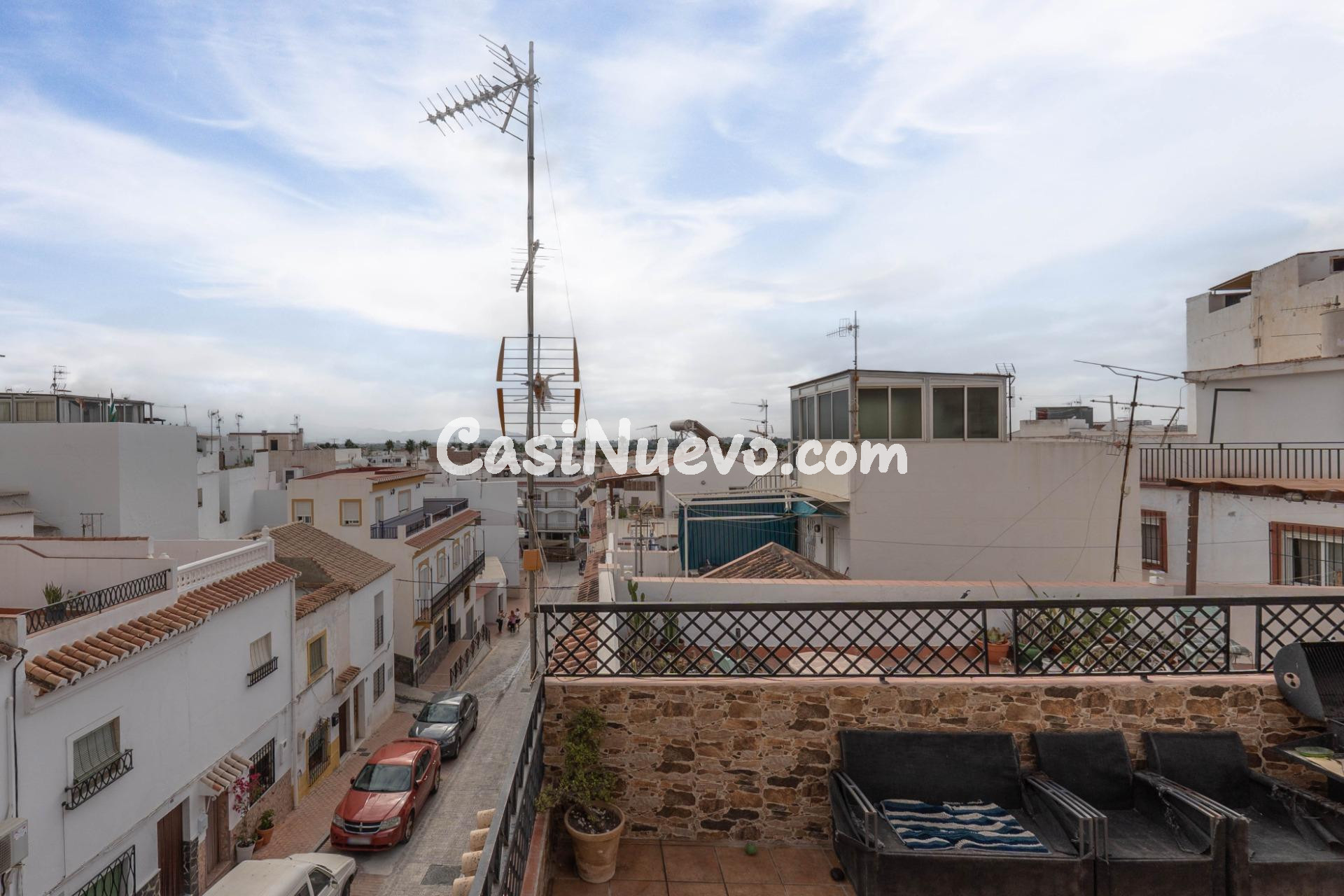 Casa adosada en Salobreña de 3 dormitorios con amplia terraz - foto 30