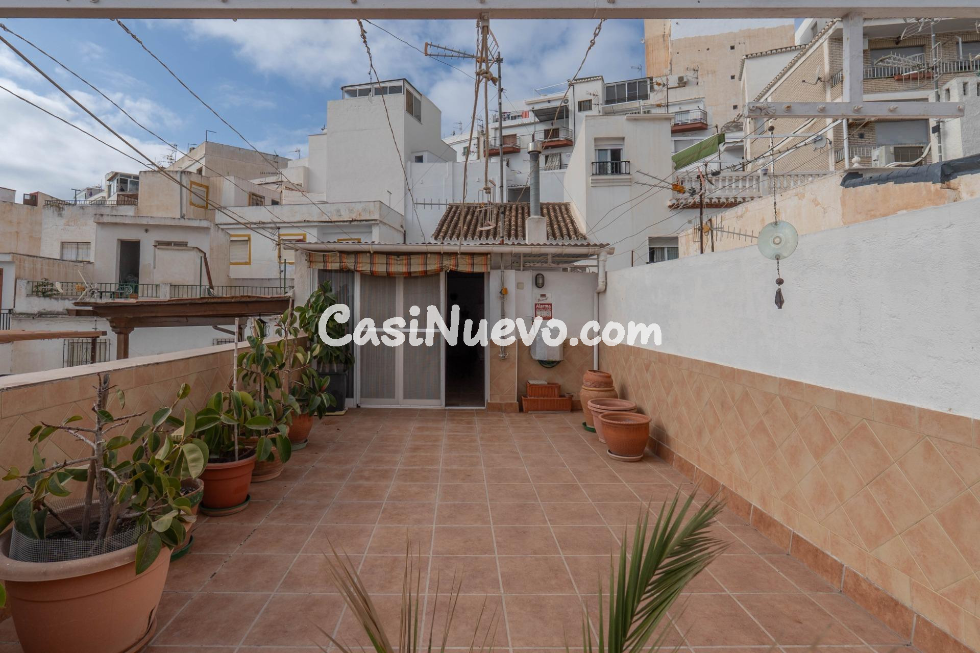 Casa adosada en Salobreña de 3 dormitorios con amplia terraz - foto 31