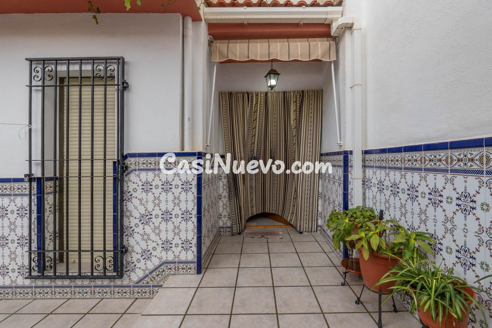 Preciosa casa de 4 dormitorios en Santa Fe con patio y terra - foto 11
