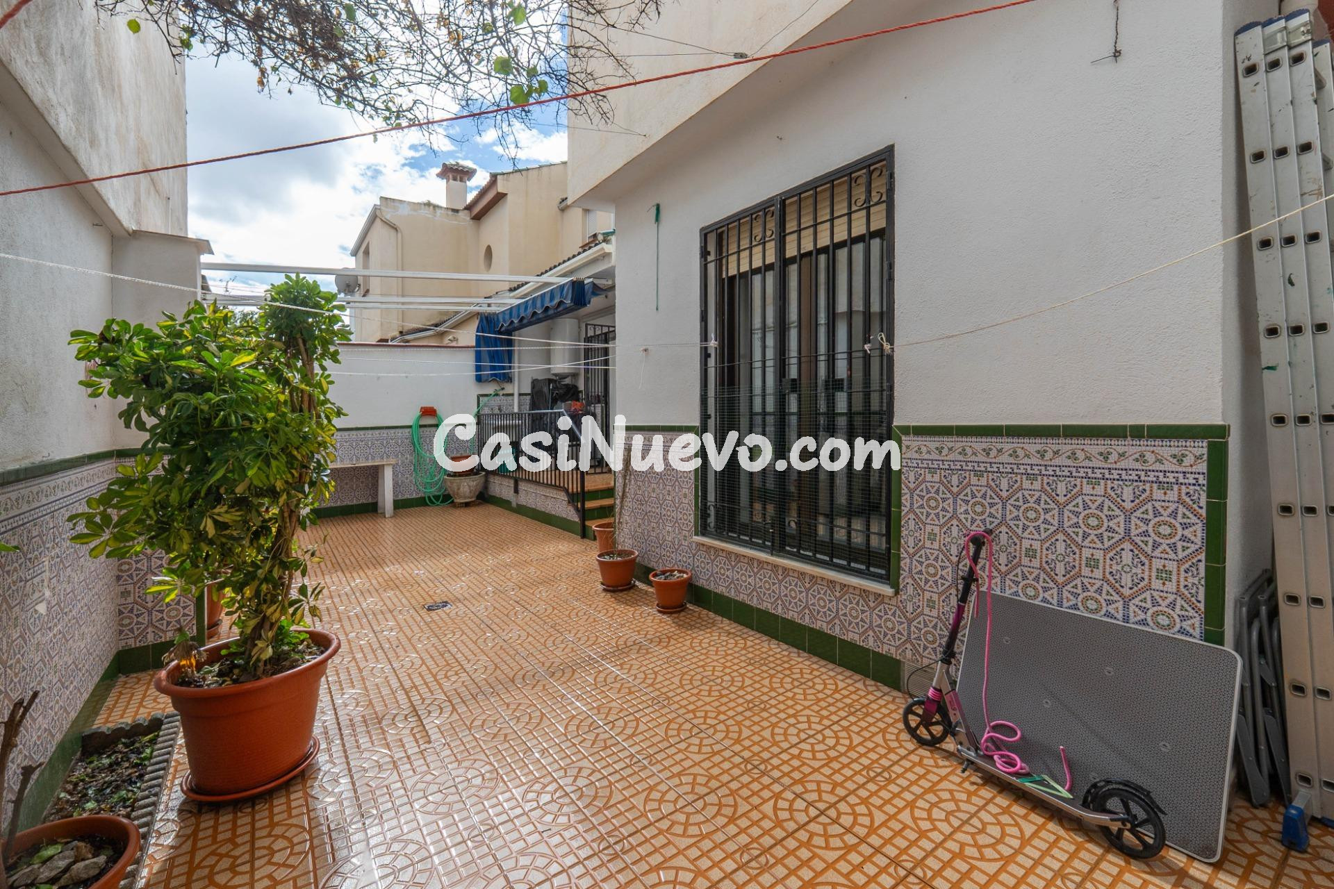 Preciosa casa de 4 dormitorios en Santa Fe con patio y terra - foto 34