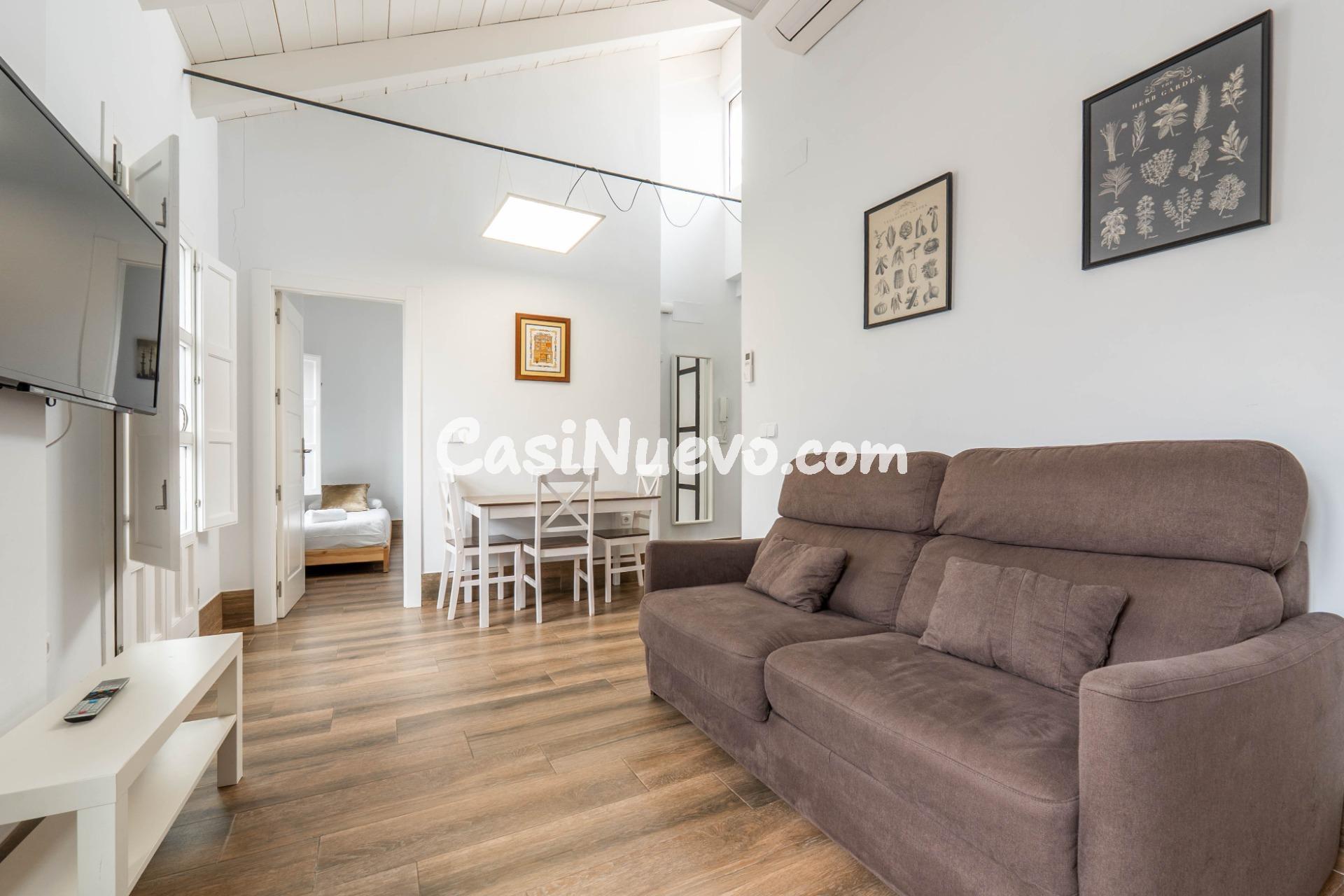 Casa de lujo de 4 plantas con ascensor junto a Plaza de Grac