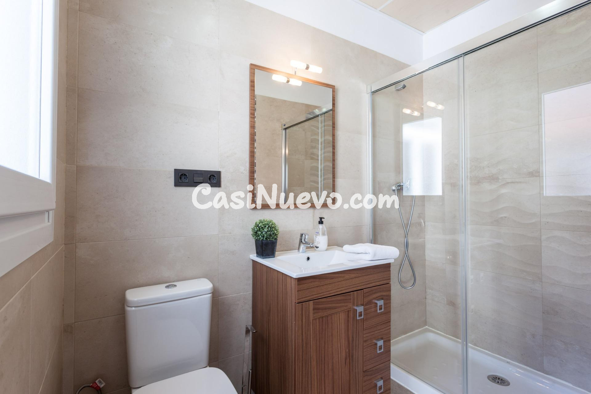 ATENCIÓN INVERSORES!! Magnífico Edificio en pleno Centro de  - foto 28