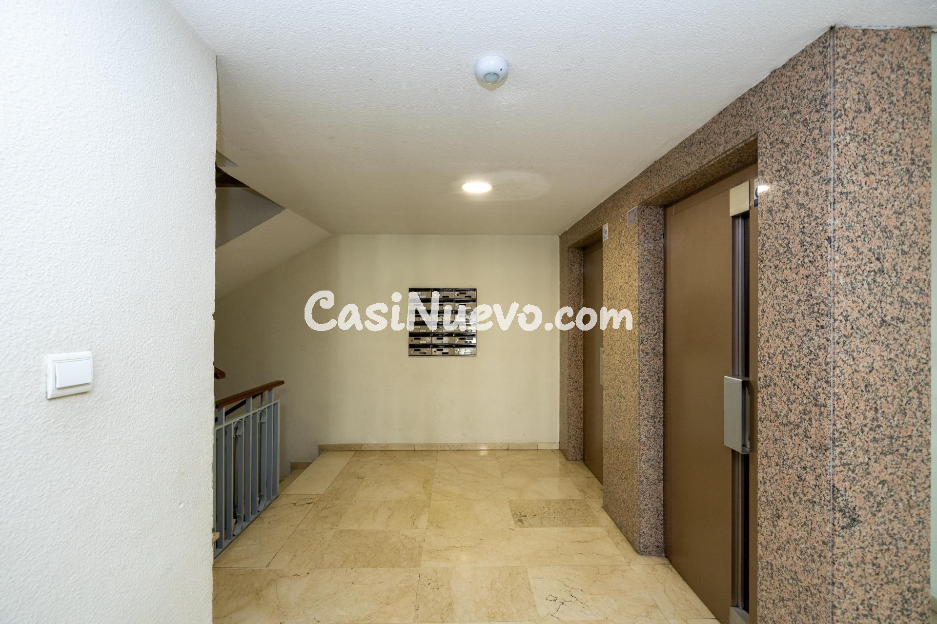 TU NUEVO PISO EN ALHAMAR TE ESTA ESPERANDO - foto 7