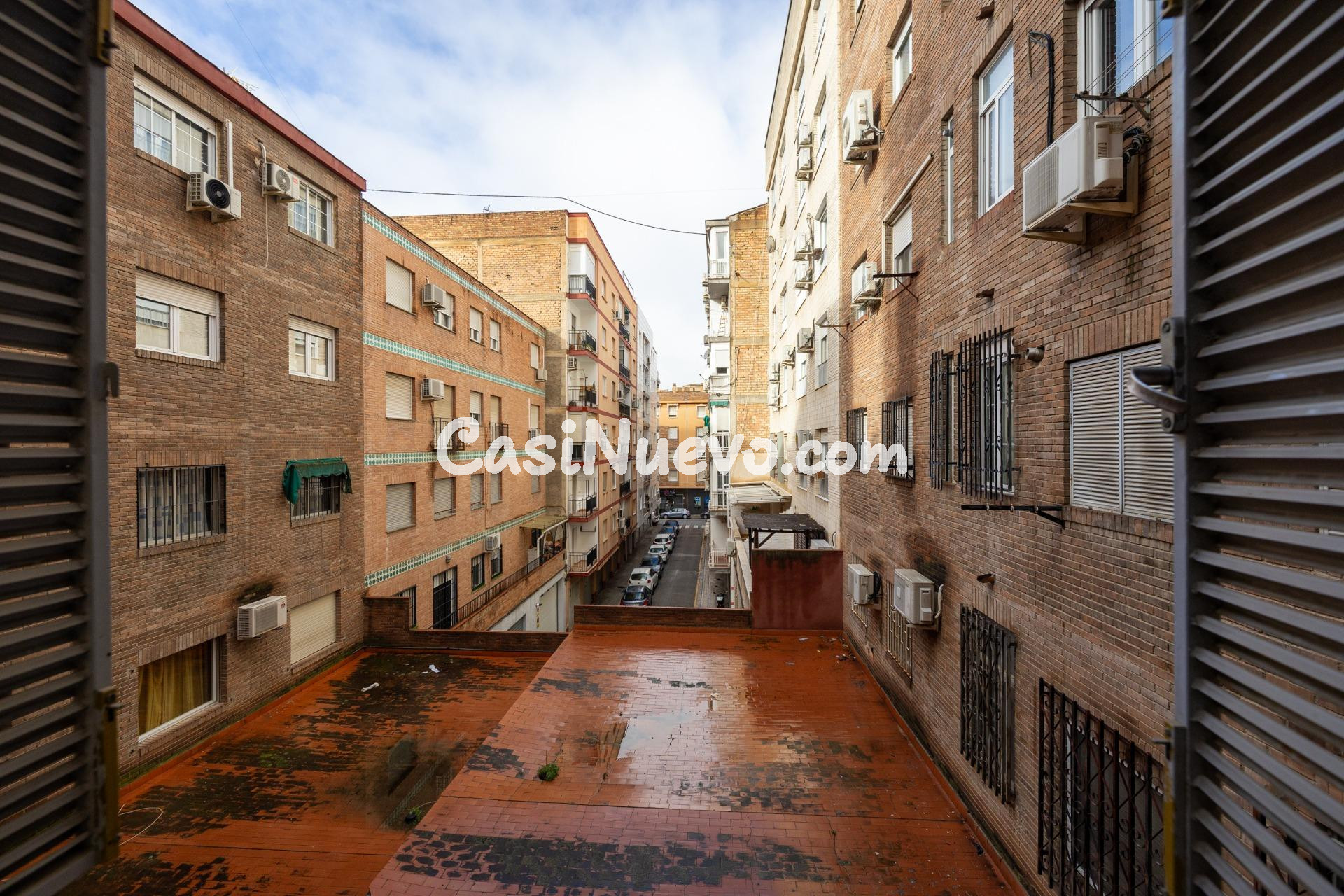 TU NUEVO PISO EN ALHAMAR TE ESTA ESPERANDO - foto 17