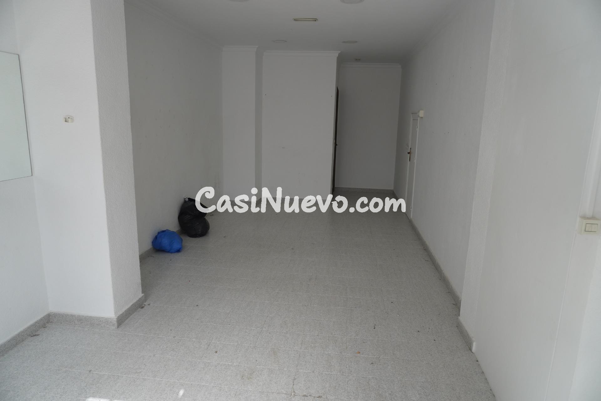 Local comercial en alquiler en Mazarrón Pueblo – 450 €/mes - foto 2