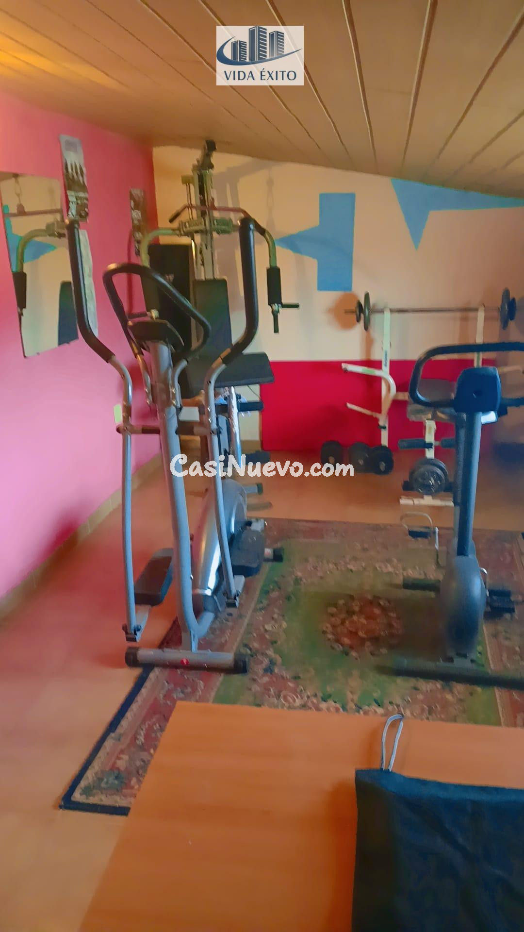 CASA EN EL BULEVAR - foto 12