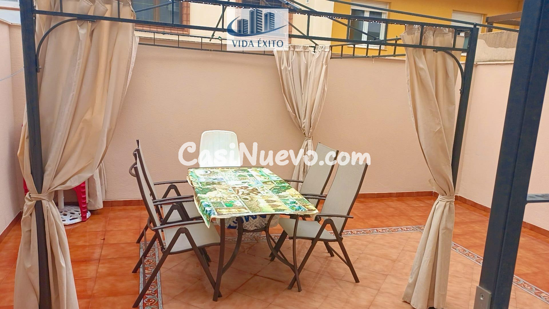 CASA EN EL BULEVAR - foto 15