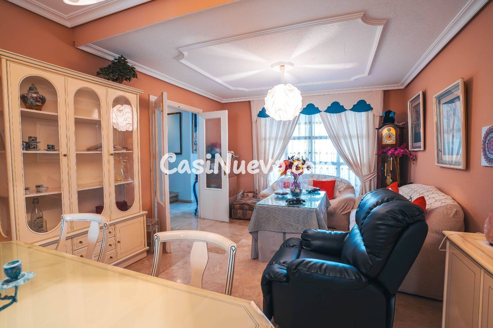 Chalet adosado en las lagunas