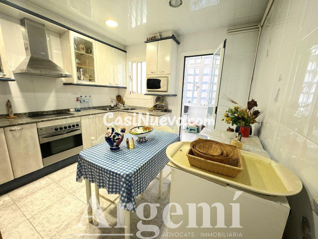 Piso en VENTA en Barcelona zona El Congrés i els Indians - foto 3