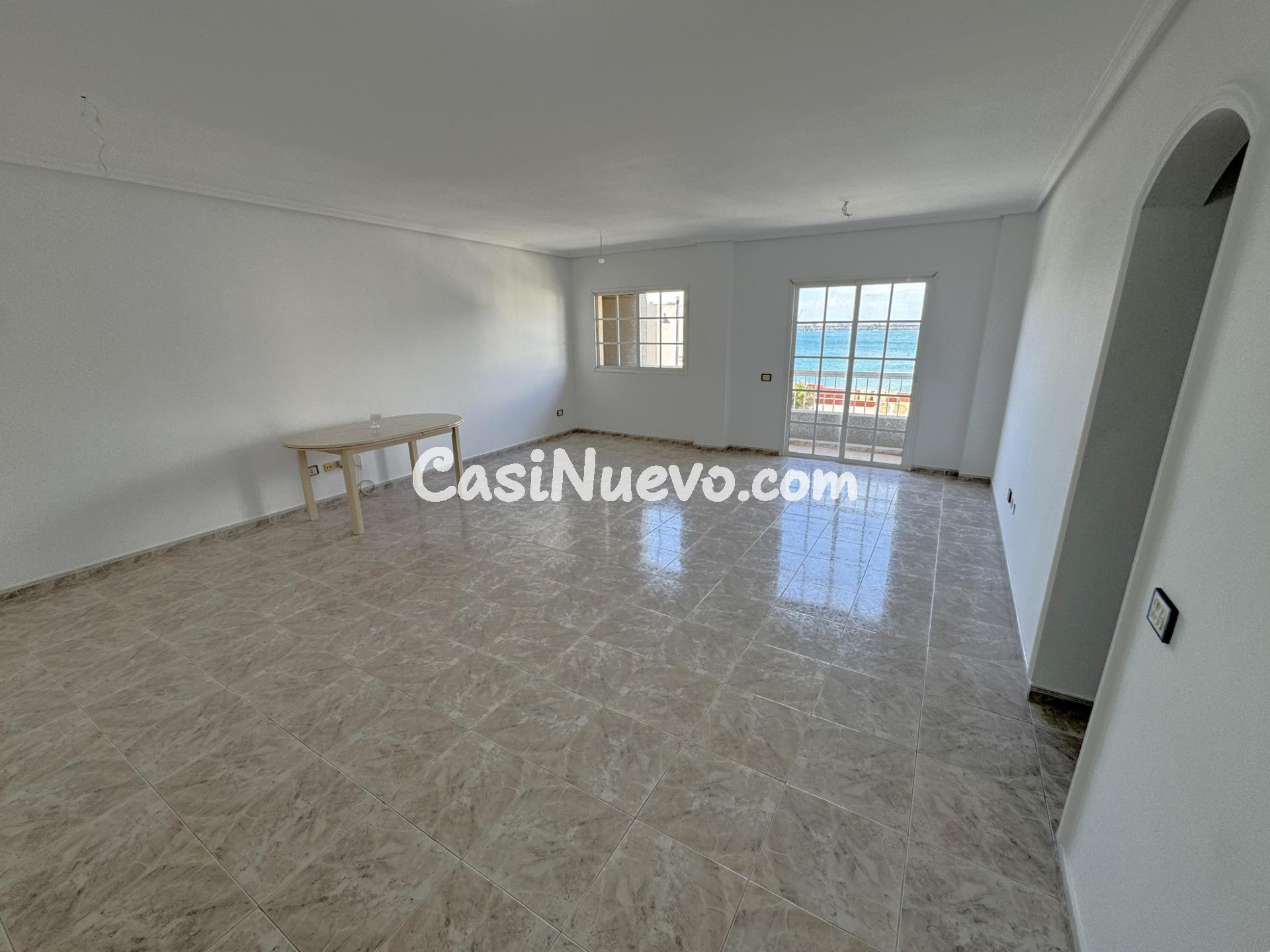 Piso en Playa de Arinaga a 50 m de la playa con vistas al ma