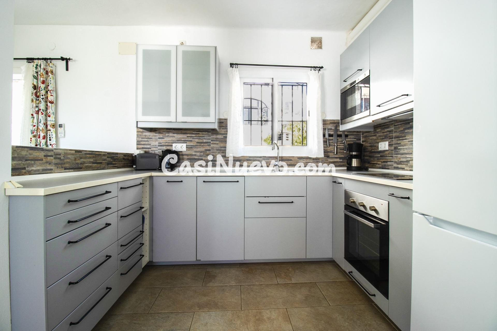 Casa adosada de esquina con piscina privada y vistas al mar - foto 5