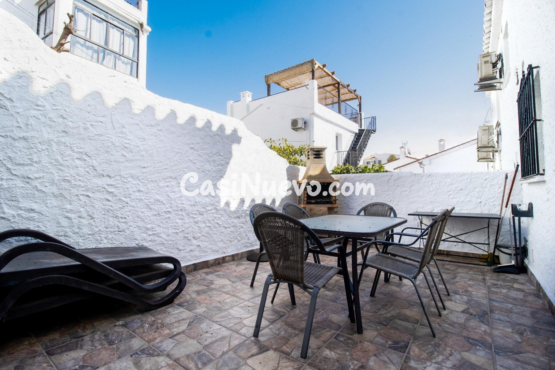 Casa adosada de esquina con piscina privada y vistas al mar - foto 10