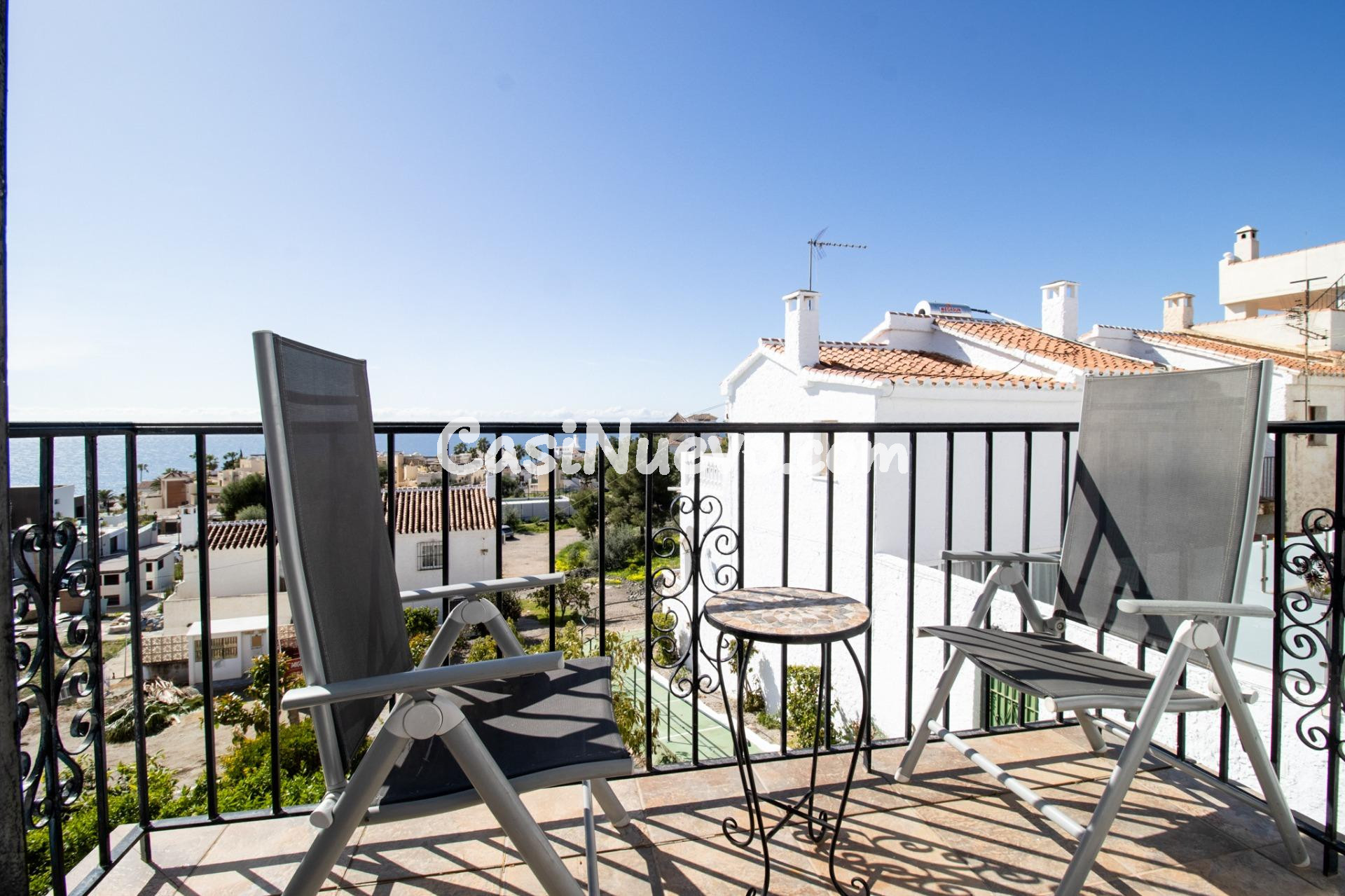 Casa adosada de esquina con piscina privada y vistas al mar - foto 17