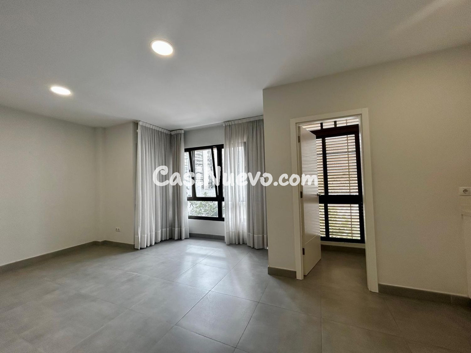 Alquiler en calle León y Castillo. - foto 4