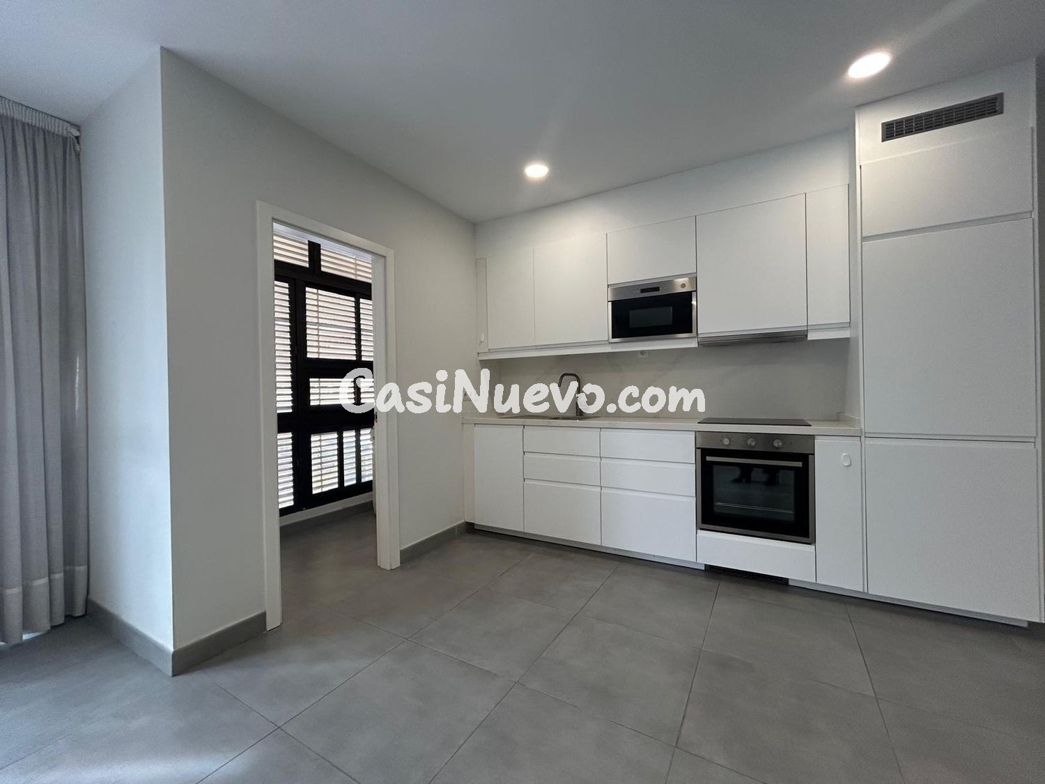 Alquiler en calle León y Castillo. - foto 9