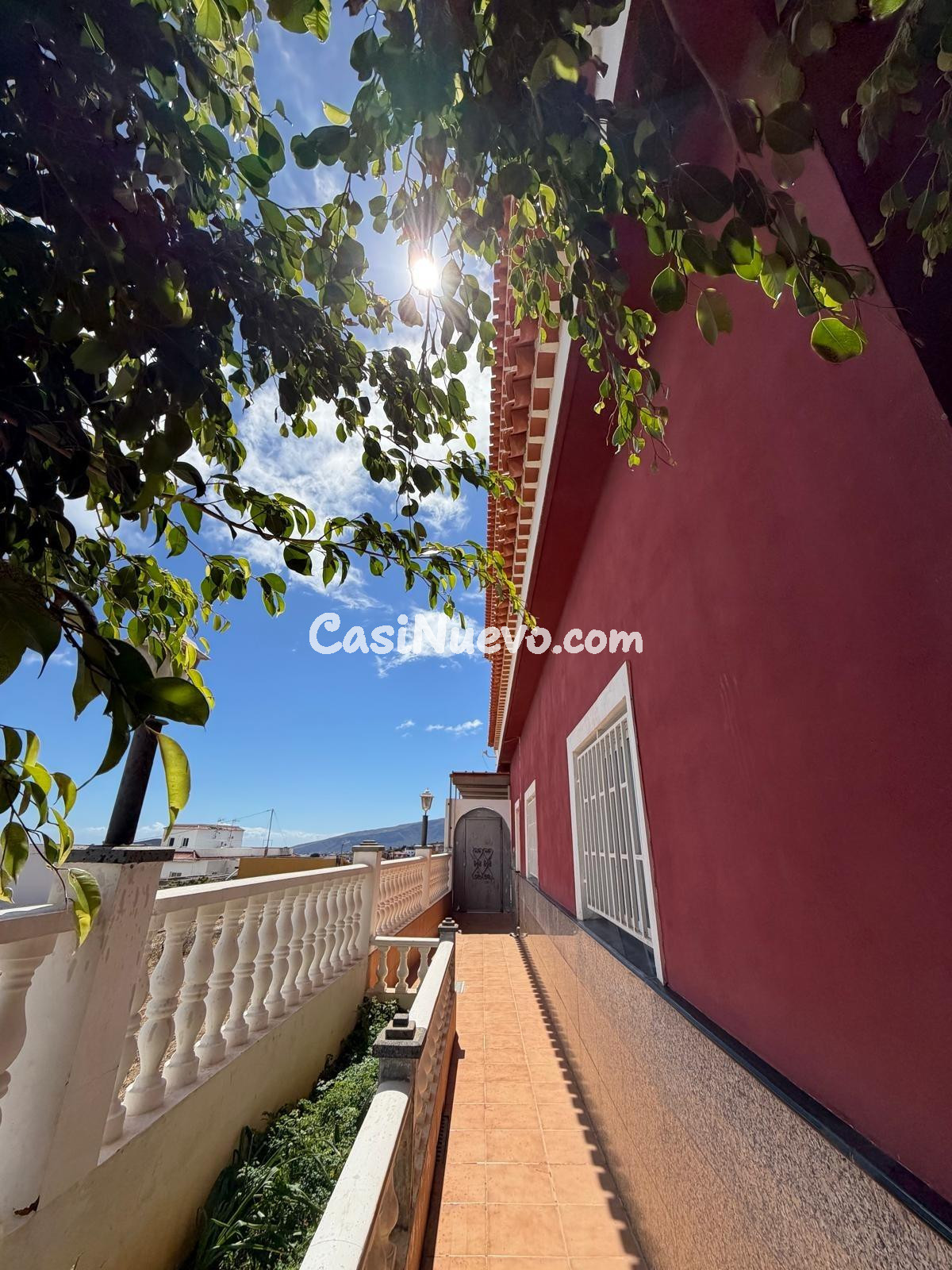 Amplia casa familiar con terrazas, vistas y gran garaje en C - foto 5