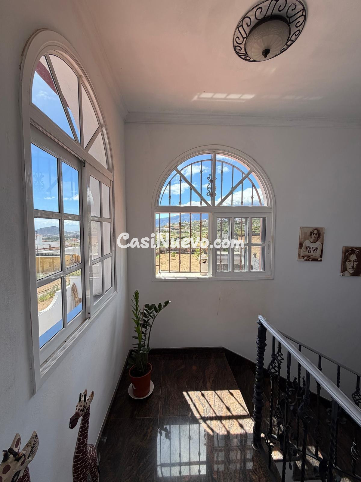 Amplia casa familiar con terrazas, vistas y gran garaje en C - foto 17