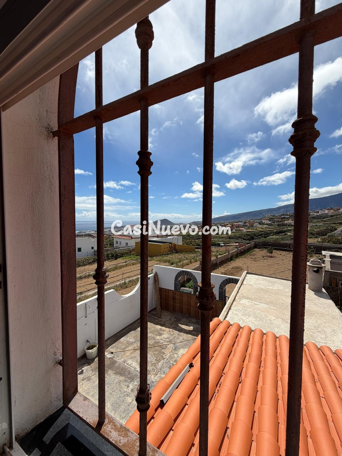 Amplia casa familiar con terrazas, vistas y gran garaje en C - foto 19