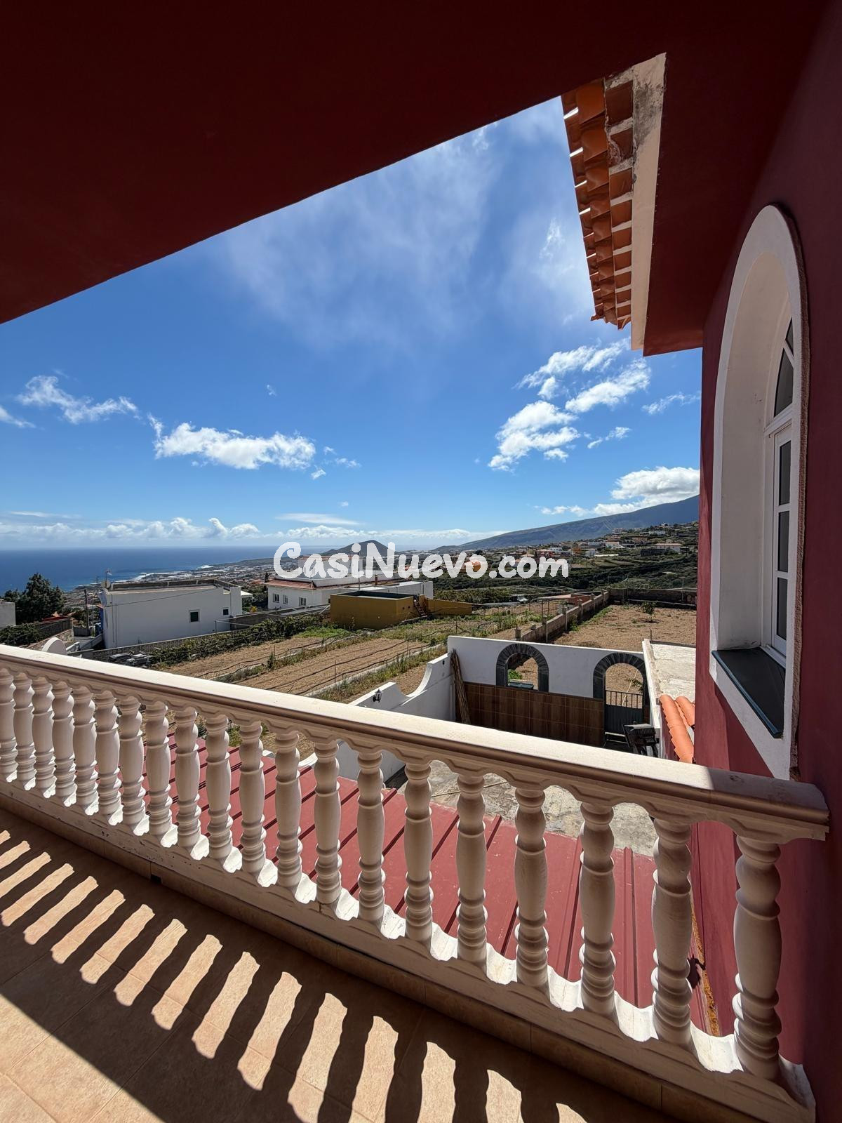 Amplia casa familiar con terrazas, vistas y gran garaje en C - foto 29