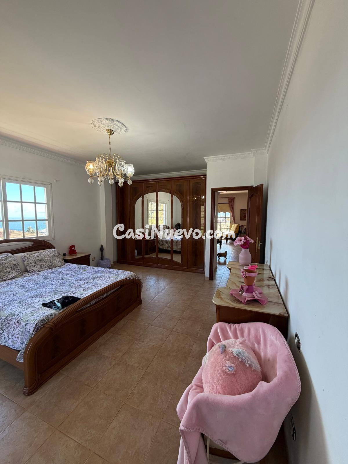 Amplia casa familiar con terrazas, vistas y gran garaje en C - foto 44