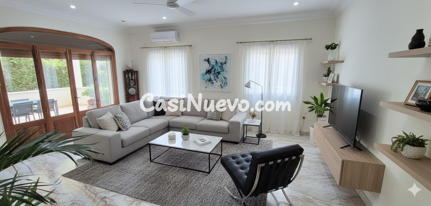 Villa espaciosa con un potencial de transformación único - foto 3