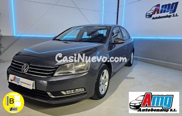 VOLKSWAGEN - Passat -  1.6 TDI Trendline BlueMotion - foto 2