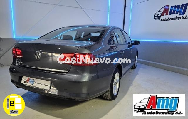 VOLKSWAGEN - Passat -  1.6 TDI Trendline BlueMotion - foto 7
