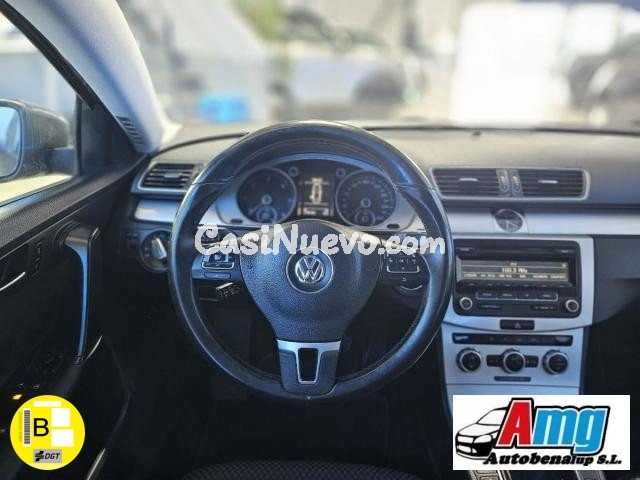 VOLKSWAGEN - Passat -  1.6 TDI Trendline BlueMotion - foto 11