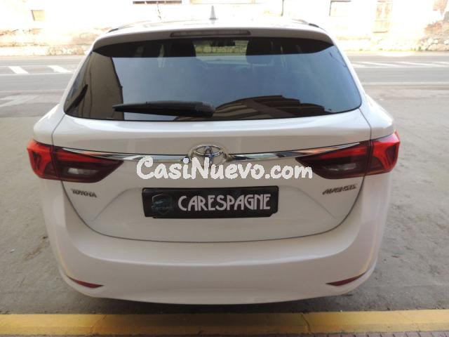 TOYOTA - Avensis -  2.0 D-4D Wagon Lounge - foto 12