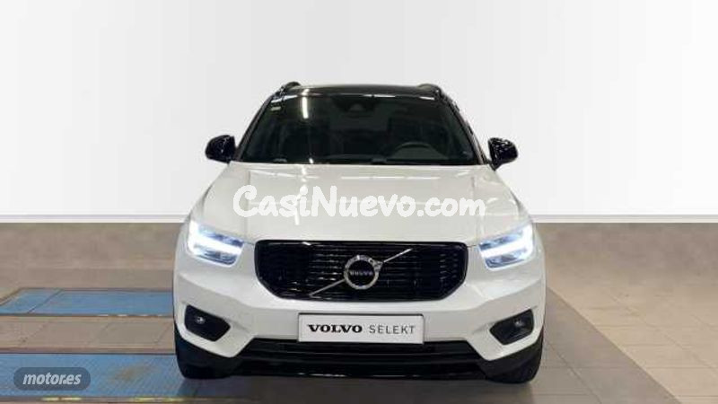 Volvo XC40 - foto 8
